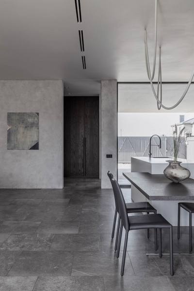 
                                Чистый минимализм: загородный дом в Ростове-на-Дону для семьи с ребенком                            