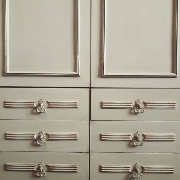 Что делать со старой мебельной стенкой? 7 крутых примеров (фото до и после)