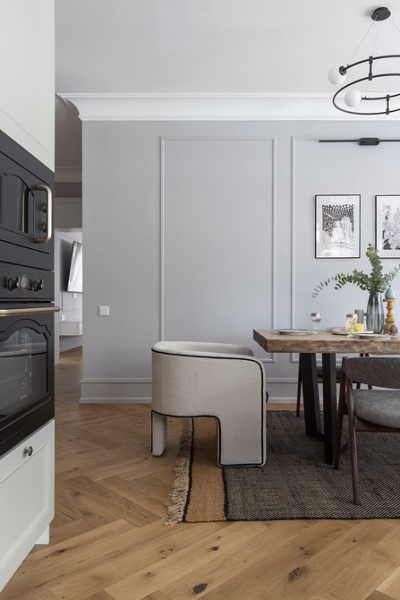 
                                Интерьер для бабушки и дедушки: дом 120 кв. м в Сибири                            