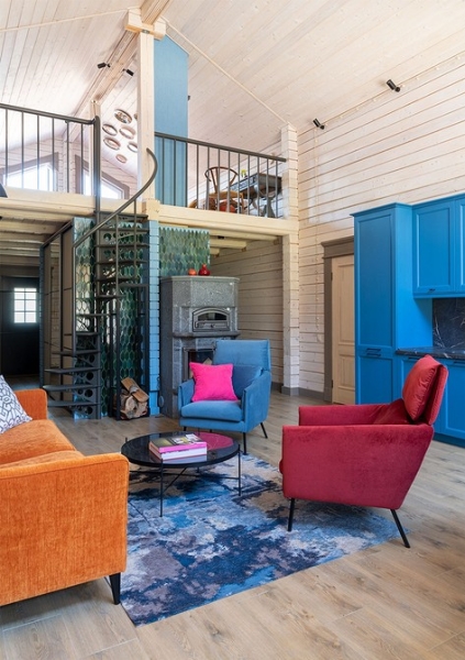 Как дизайнер оформила компактный домик 112 кв. м из бруса для семьи