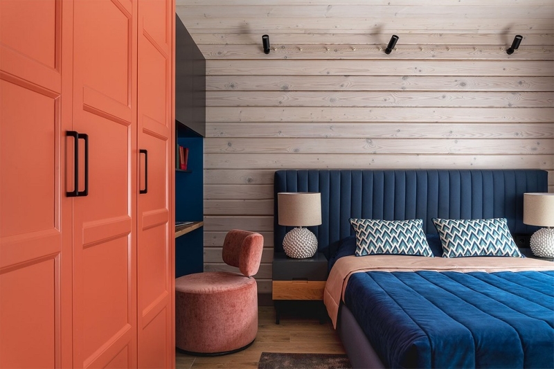 Как дизайнер оформила компактный домик 112 кв. м из бруса для семьи