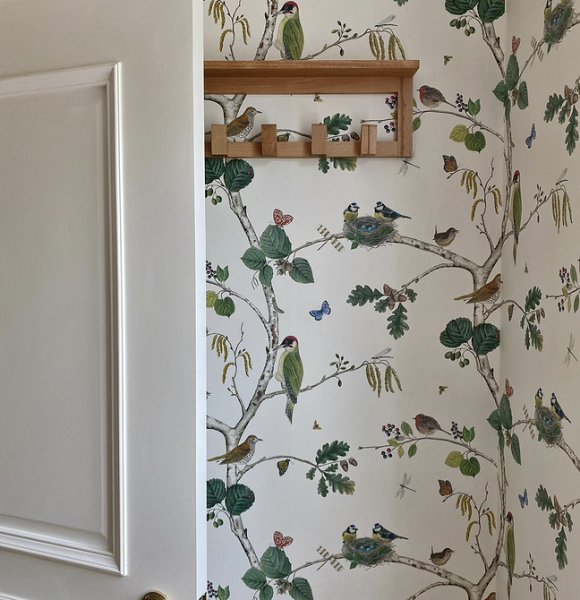 По сезону: 7 классных интерьеров с летним декором