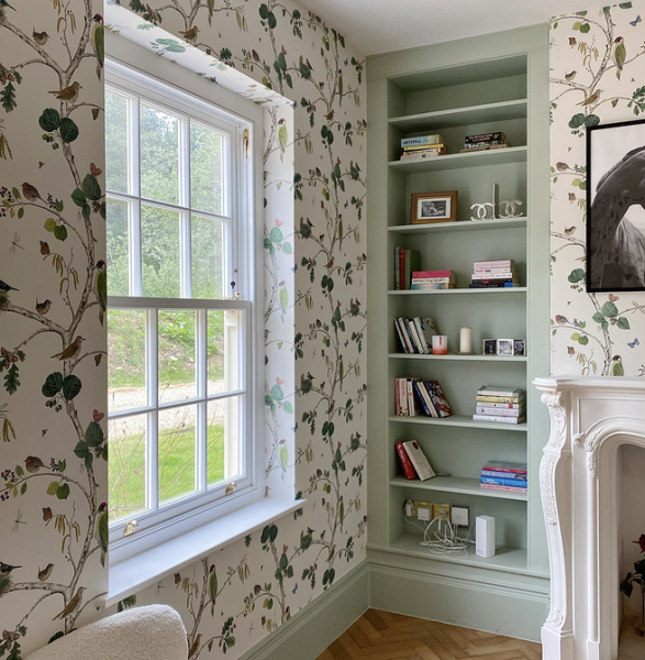 По сезону: 7 классных интерьеров с летним декором