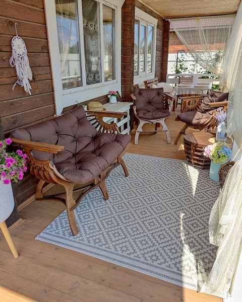 Словно на курорте: 6 красивых террас и веранд в России (55 фото!)