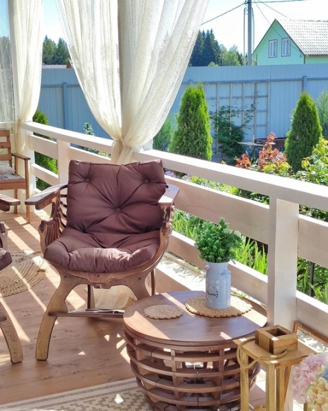 Словно на курорте: 6 красивых террас и веранд в России (55 фото!)