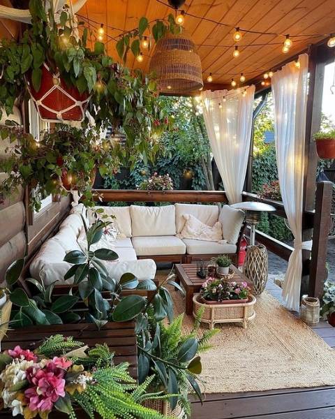 Словно на курорте: 6 красивых террас и веранд в России (55 фото!)