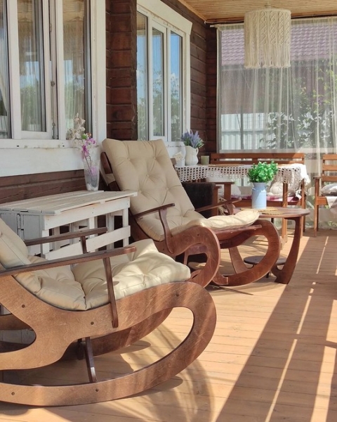 Словно на курорте: 6 красивых террас и веранд в России (55 фото!)