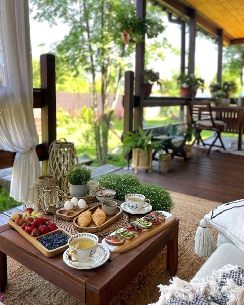 Словно на курорте: 6 красивых террас и веранд в России (55 фото!)