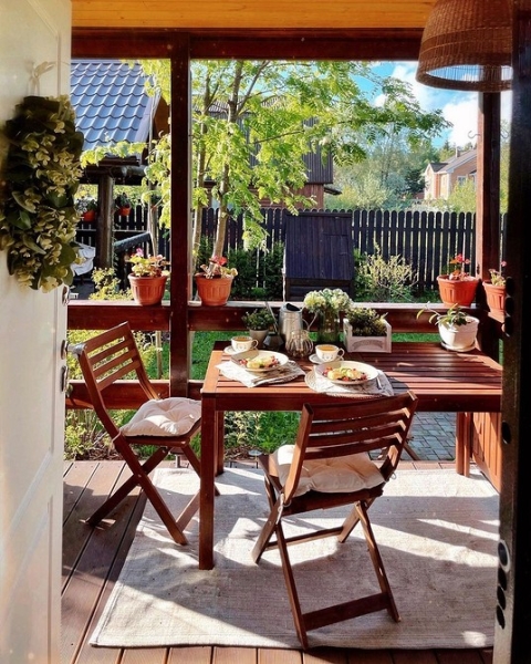 Словно на курорте: 6 красивых террас и веранд в России (55 фото!)