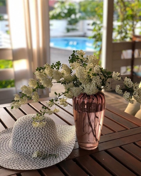 Словно на курорте: 6 красивых террас и веранд в России (55 фото!)