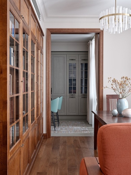 
                                Время пожить для себя: просторная квартира для интеллигентной семейной пары                            