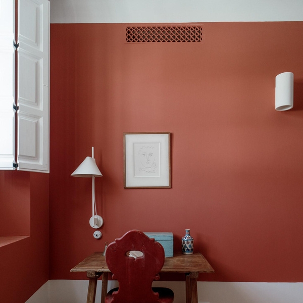 Дом модельера в Гранаде с античными руинами в подвале