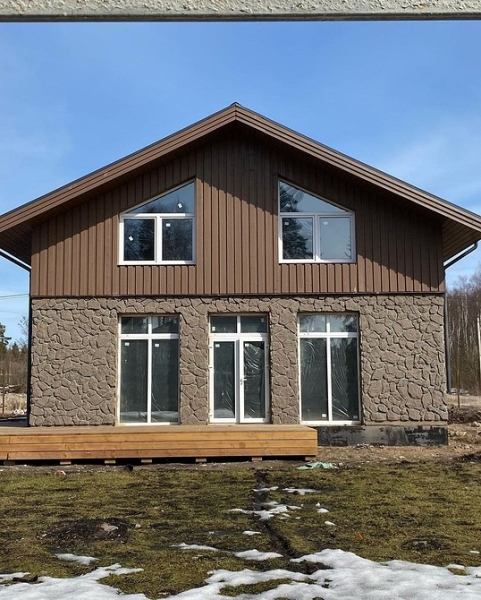 
                                Дом с мансардой: плюсы и минусы, важные нюансы, 5 готовых проектов профи, 108 фото                            