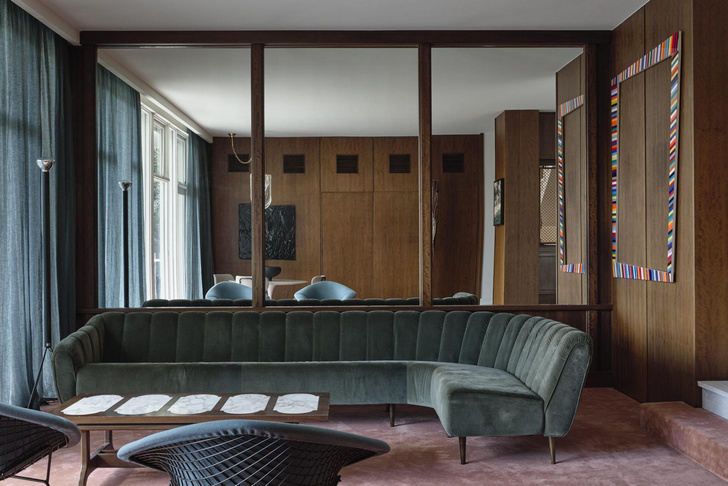 Дом в Мельбурне, где много дерева и цветного мрамора