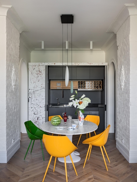 Эклектичная квартира 81 м² в доме 1950-х годов