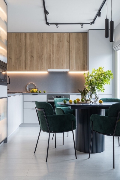 Как преобразить ремонт от застройщика и создать яркий интерьер: квартира в панельке для семьи