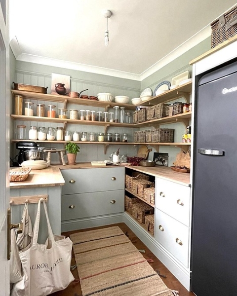 Кладовка на даче: где разместить и как сделать своими руками (53 фото)