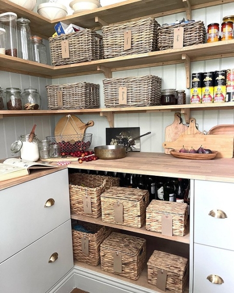 Кладовка на даче: где разместить и как сделать своими руками (53 фото)