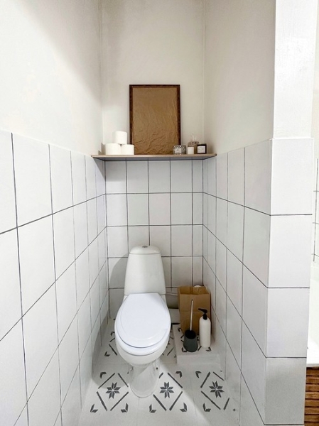 Невероятные до и после: 7 ванных комнат, где перекрасили плитку (и это выглядит круто)