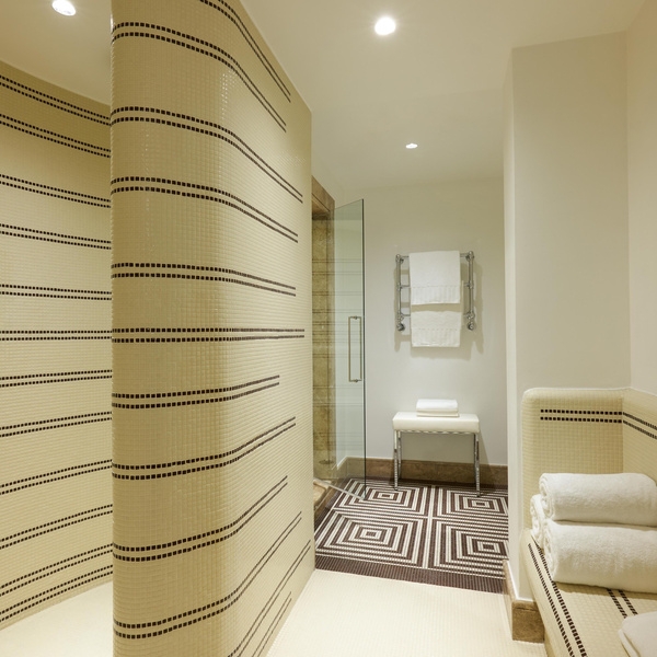 Обновленный люкс «Нижинский» в римском отеле Hotel de Russie