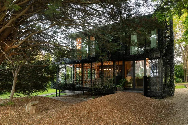 «Плетеный» дом в Кенте по проекту Giles Miller Studio