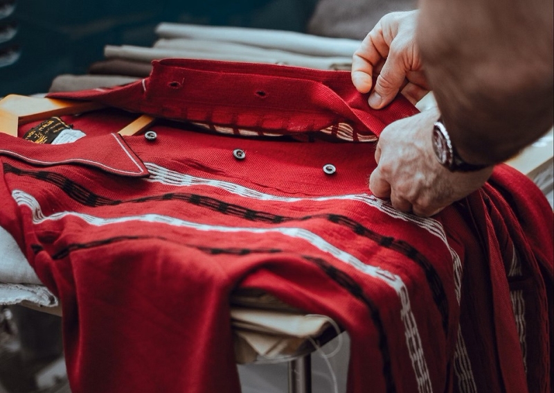 
                                7 ошибок в хранении одежды, которые портят ее                            