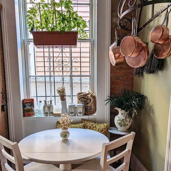 8 удачных и доступных примеров хранения сковородок (никакого беспорядка)