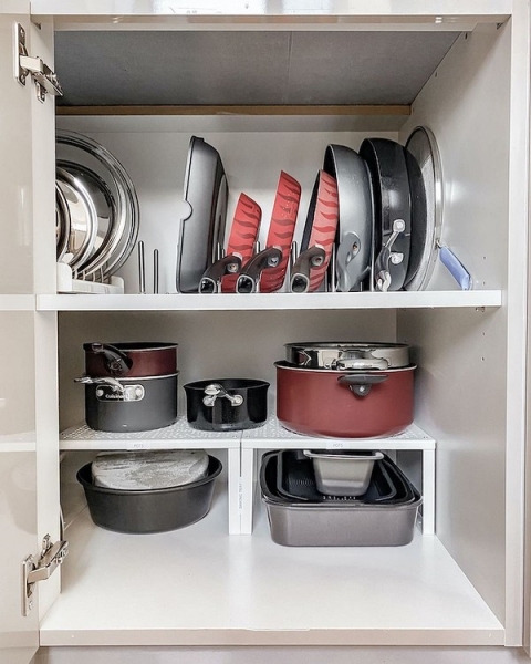 8 удачных и доступных примеров хранения сковородок (никакого беспорядка)