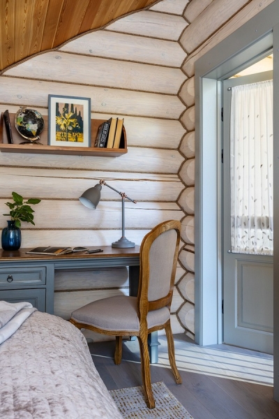 Дом в «Волжском Голливуде»: дерево, камень, романтизм и легкий шик