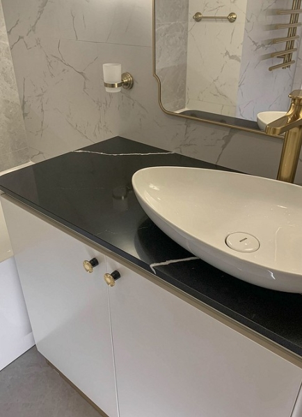 
                                Дух эпохи: советское ар-деко в маленькой квартире в сталинке 1940 года                            