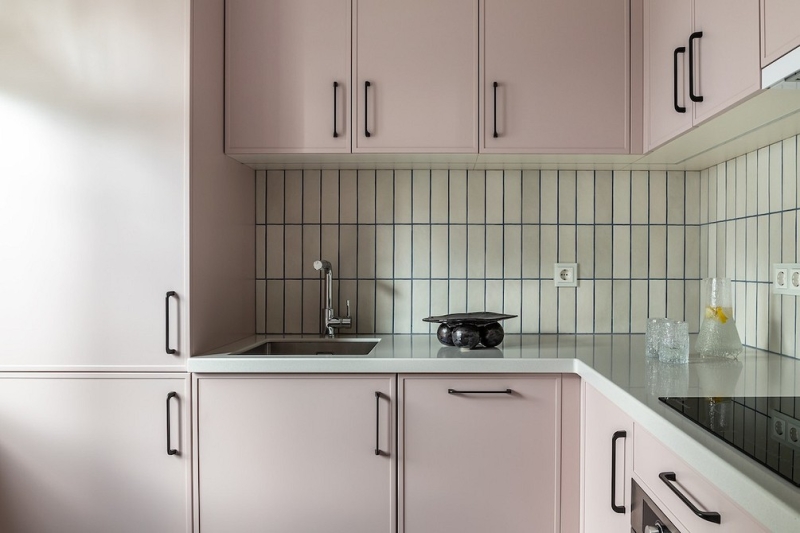 Это До и После приведет вас в восторг! Двушка 46 кв. м с маленькой кухней в панельке 1976 года