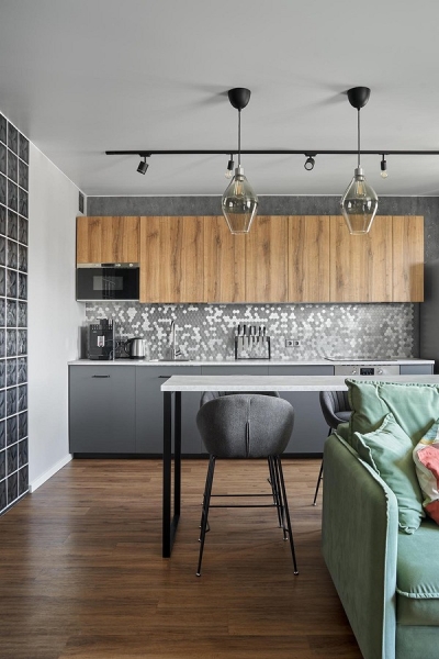 
                                Классное до и после! Из ремонта 2000-х — в стильный интерьер. Квартира 54 кв. м                            