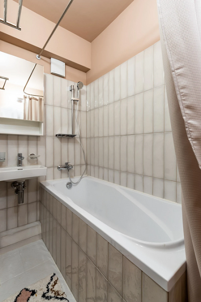 
                                Ковер в интерьере: критерии выбора и идеи для разных комнат (92 фото)                            