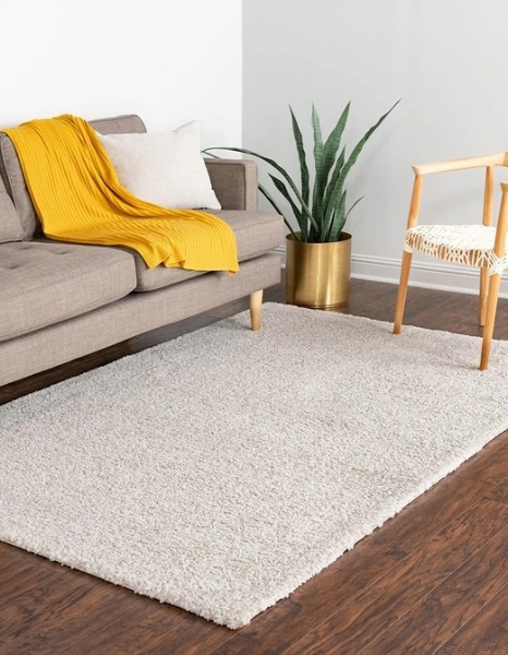 
                                Ковер в интерьере: критерии выбора и идеи для разных комнат (92 фото)                            