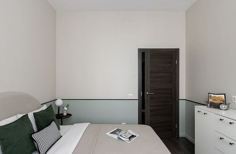 Куда поставить шкаф и комод в спальне? 5 функциональных примеров