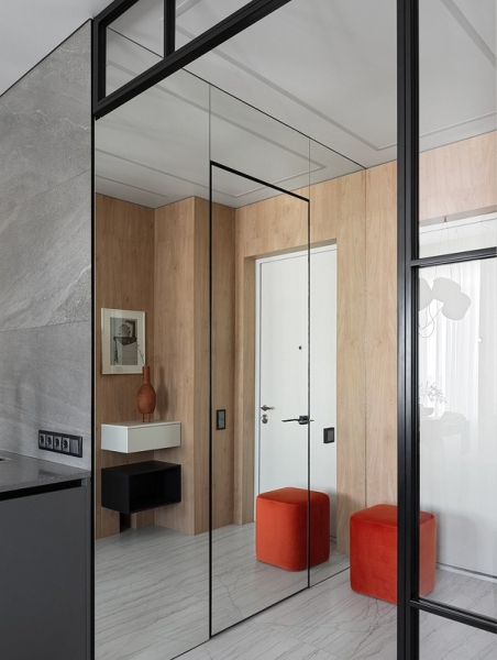 Кухня и кабинет в шкафу, двери для кота и много других классных идей! Квартира 66 кв. м для семьи