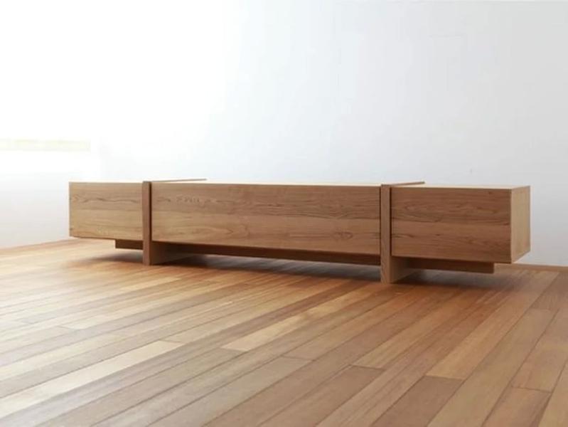 
                                Шкаф под телевизор в зал: тренды, виды, советы по выбору и 78 фото разных моделей                            