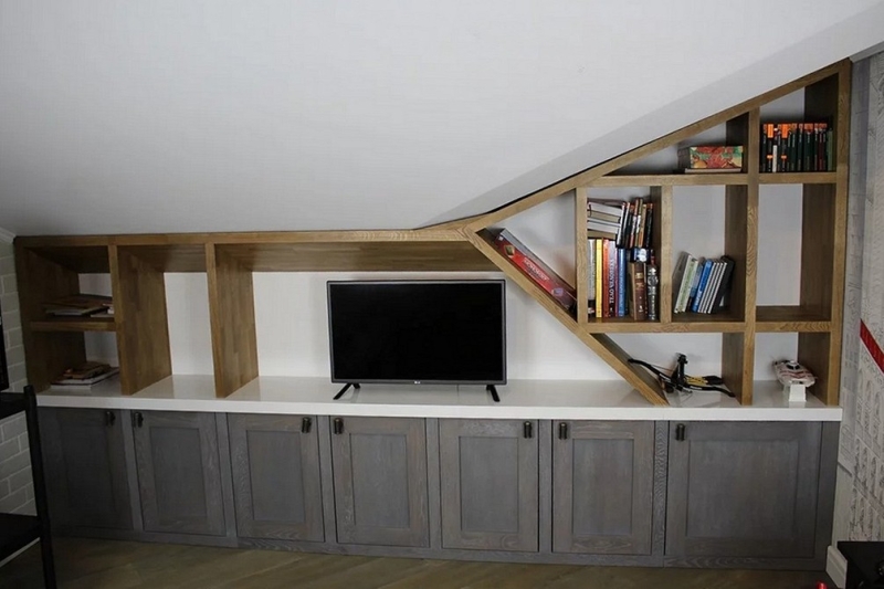 
                                Шкаф под телевизор в зал: тренды, виды, советы по выбору и 78 фото разных моделей                            