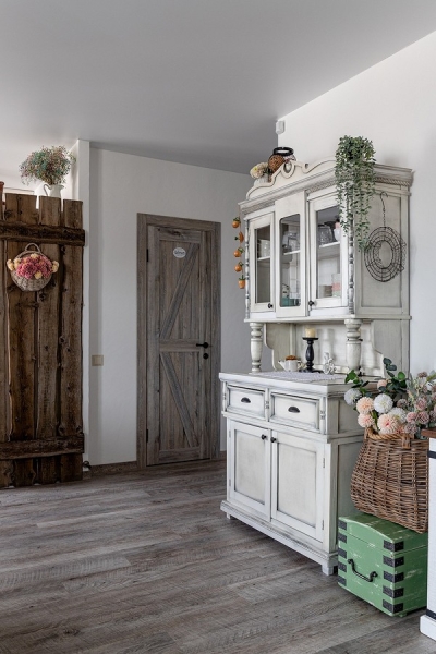 Такой квартиры вы еще не видели! Деревенский «дом» на 17-м этаже новостройки в Красноярске