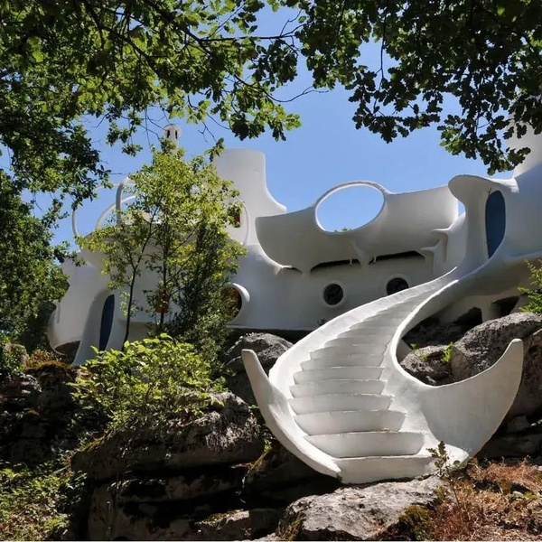 Во Франции продают необычный дом-пузырь