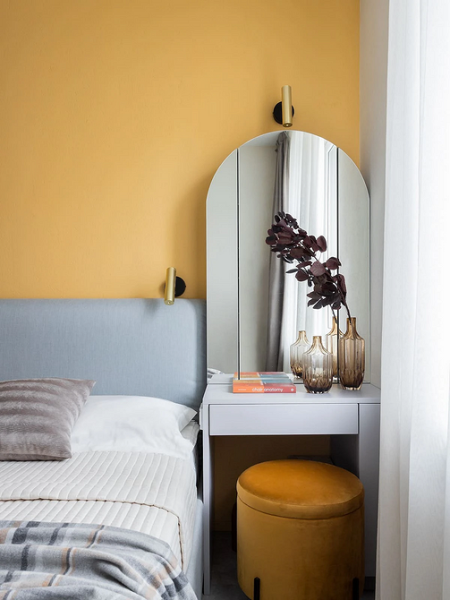 Зеркало в спальне: за и против, разновидности, варианты размещения (73 фото)