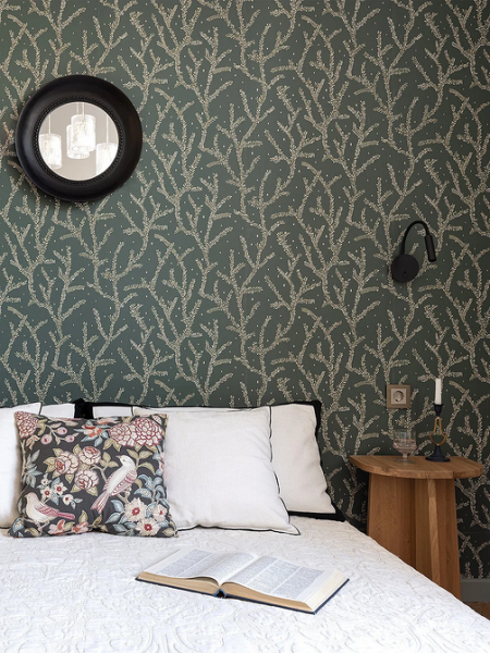 Зеркало в спальне: за и против, разновидности, варианты размещения (73 фото)