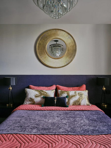 Зеркало в спальне: за и против, разновидности, варианты размещения (73 фото)