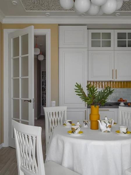 10 модных цветов, которые стоит ввести в интерьер этой осенью