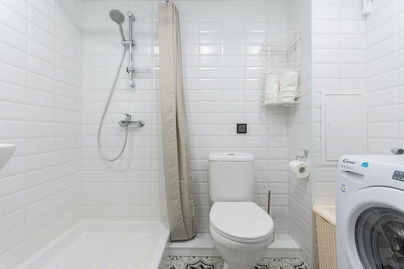 6 маленьких квартир, которые спас антресольный этаж