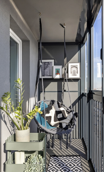 
                                7 лучших идей для оформления стильного зимнего балкона                            