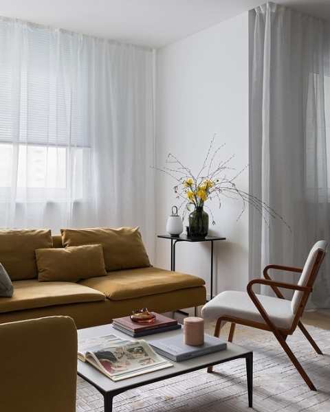 
                                Дизайн гостиной-2024: 9 главных трендов и 92 фото модных интерьеров                            