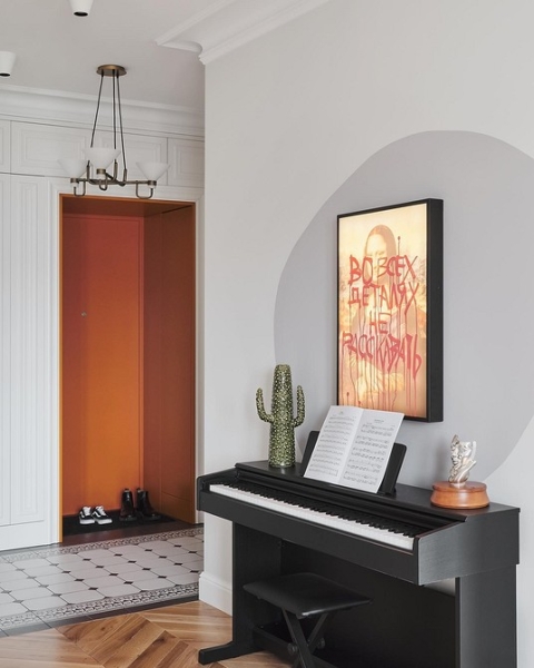 
                                Дизайн гостиной-2024: 9 главных трендов и 92 фото модных интерьеров                            