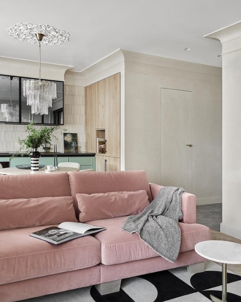 
                                Дизайн гостиной-2024: 9 главных трендов и 92 фото модных интерьеров                            