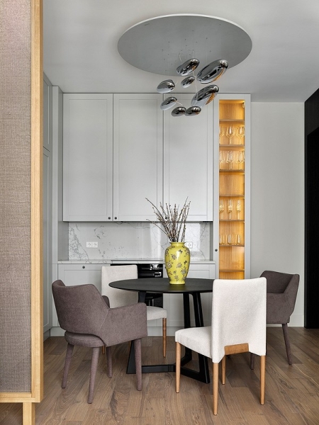 Интерьер с «секретом»: квартира 48 кв. м в стиле современной классики вне времени